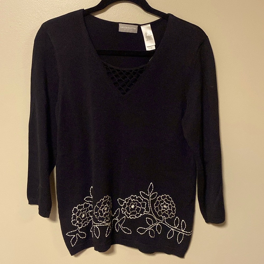 NWT Liz Claiborne Embroidered Sweater